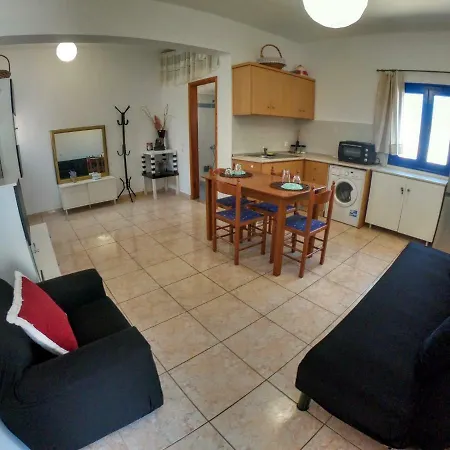 Irene Double Anoi Simi